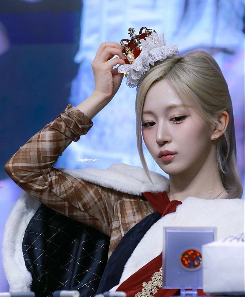 엔믹스 혜원 귀걸이 심플한데 분위기 너무 예쁘네요 1