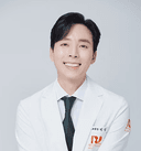 Minjeong, Klinikdirektorin